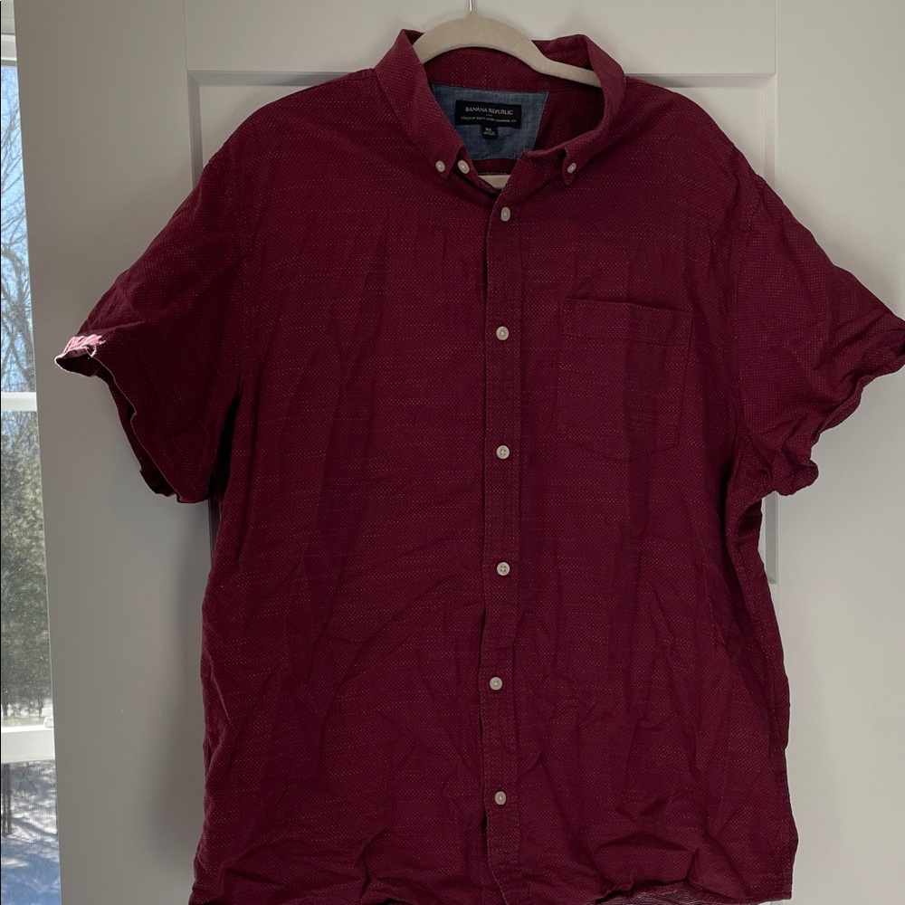 Banana Republic Men's Dark Red Casual Shirt